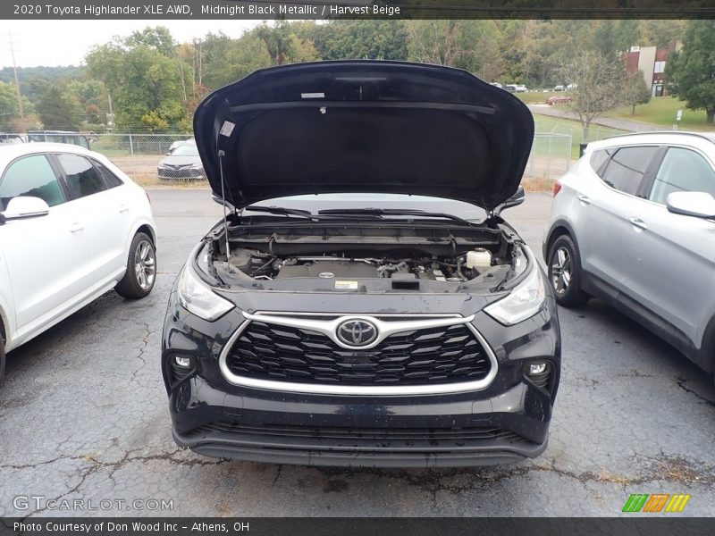 Midnight Black Metallic / Harvest Beige 2020 Toyota Highlander XLE AWD