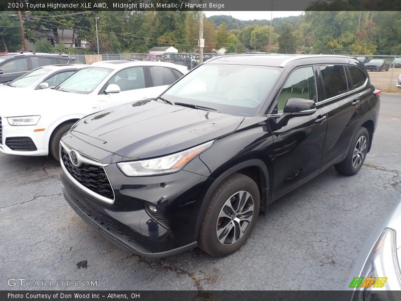 Midnight Black Metallic / Harvest Beige 2020 Toyota Highlander XLE AWD