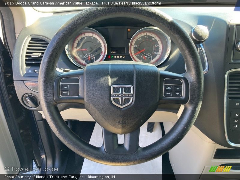 True Blue Pearl / Black/Sandstorm 2016 Dodge Grand Caravan American Value Package