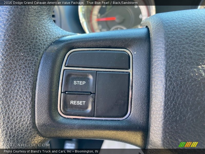 True Blue Pearl / Black/Sandstorm 2016 Dodge Grand Caravan American Value Package