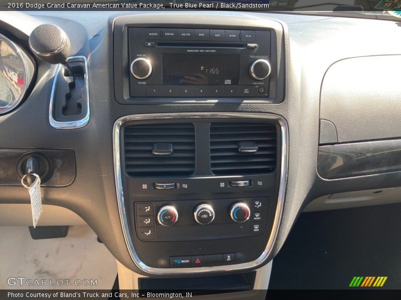 True Blue Pearl / Black/Sandstorm 2016 Dodge Grand Caravan American Value Package
