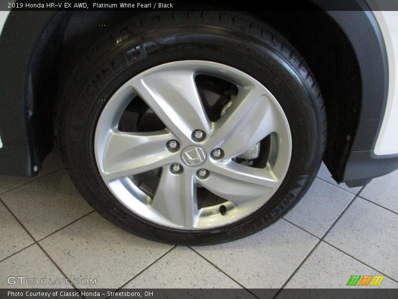 Platinum White Pearl / Black 2019 Honda HR-V EX AWD