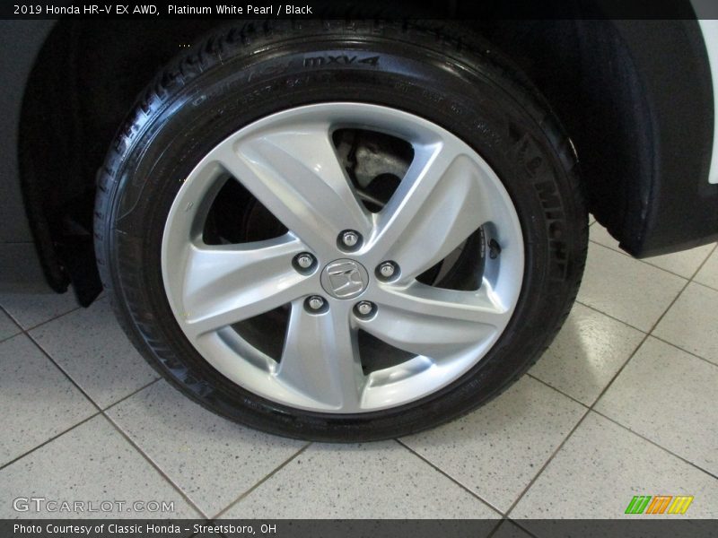 Platinum White Pearl / Black 2019 Honda HR-V EX AWD