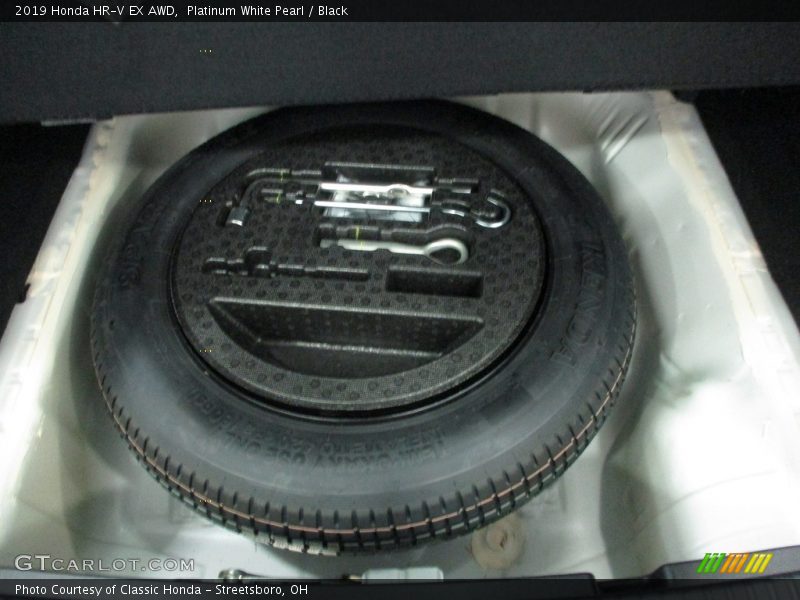 Platinum White Pearl / Black 2019 Honda HR-V EX AWD