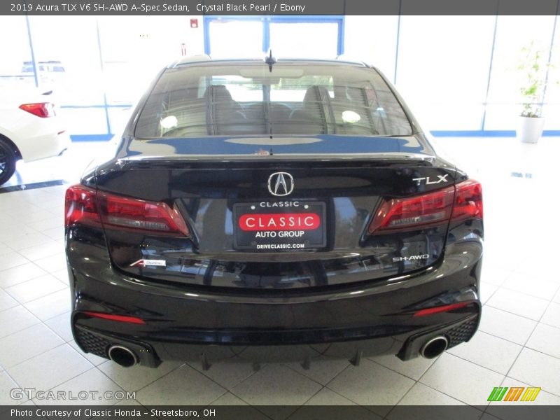 Exhaust of 2019 TLX V6 SH-AWD A-Spec Sedan