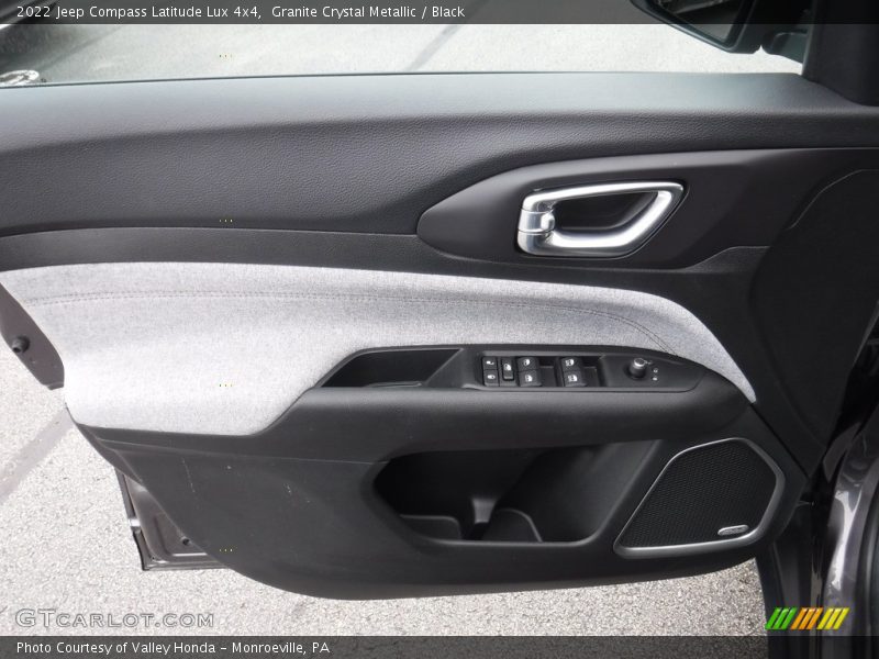 Granite Crystal Metallic / Black 2022 Jeep Compass Latitude Lux 4x4