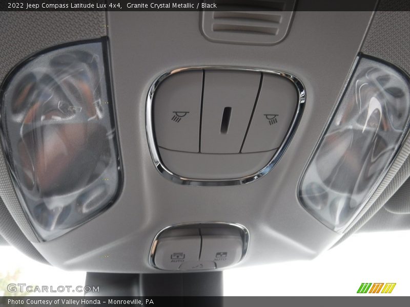 Granite Crystal Metallic / Black 2022 Jeep Compass Latitude Lux 4x4