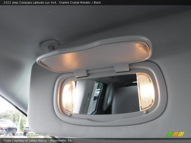 Granite Crystal Metallic / Black 2022 Jeep Compass Latitude Lux 4x4