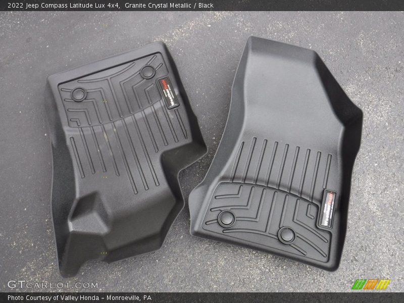 Granite Crystal Metallic / Black 2022 Jeep Compass Latitude Lux 4x4