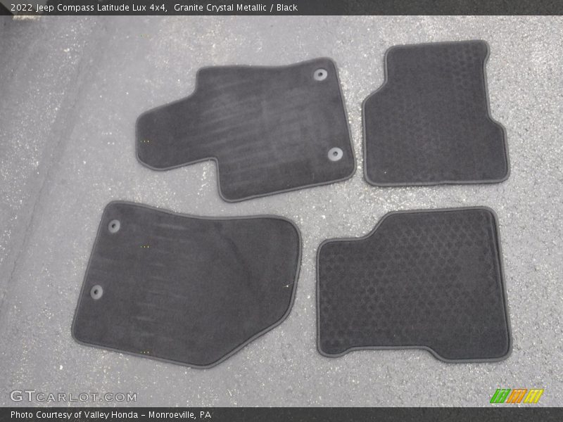 Granite Crystal Metallic / Black 2022 Jeep Compass Latitude Lux 4x4