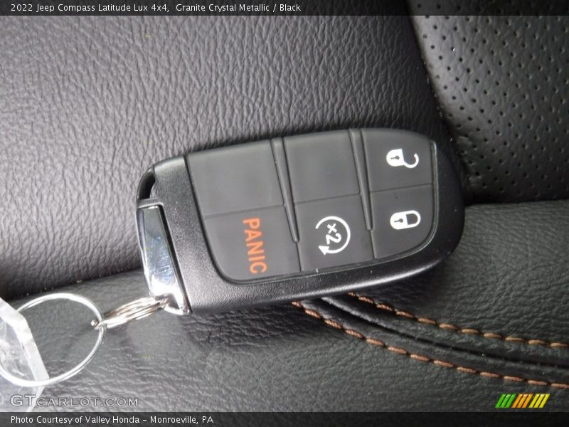 Granite Crystal Metallic / Black 2022 Jeep Compass Latitude Lux 4x4
