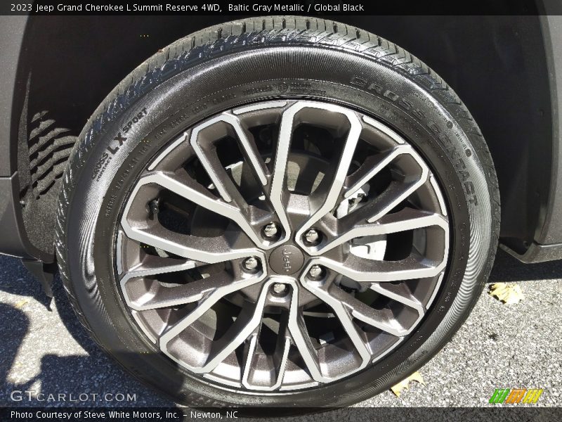  2023 Grand Cherokee L Summit Reserve 4WD Wheel