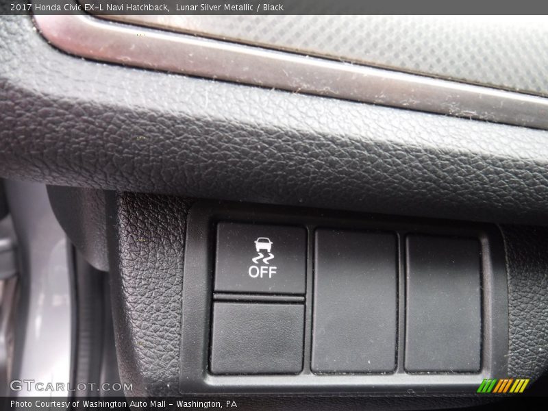 Lunar Silver Metallic / Black 2017 Honda Civic EX-L Navi Hatchback