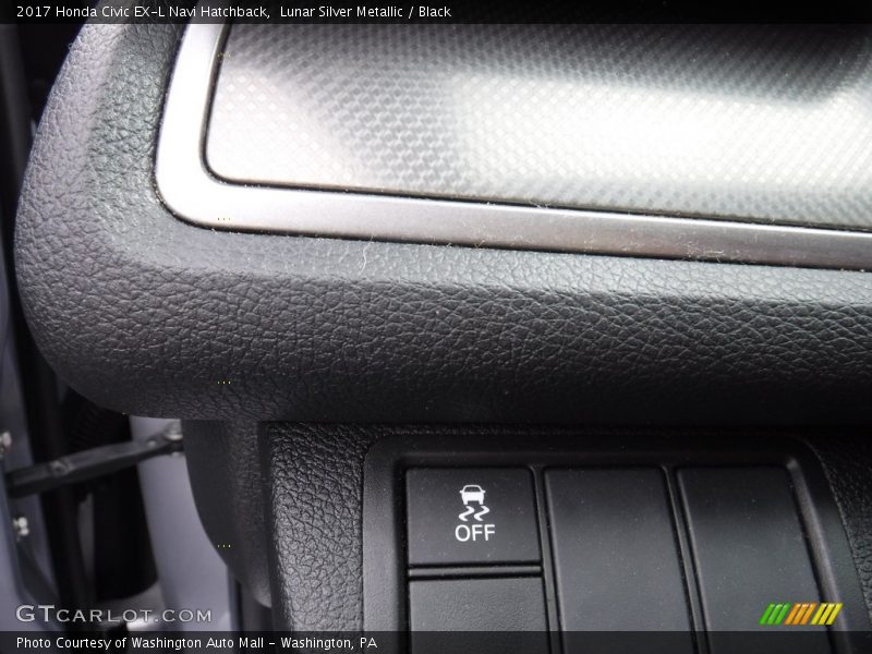 Lunar Silver Metallic / Black 2017 Honda Civic EX-L Navi Hatchback