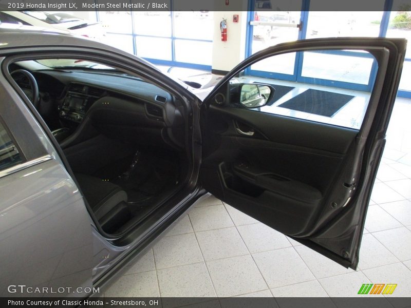 Modern Steel Metallic / Black 2019 Honda Insight LX