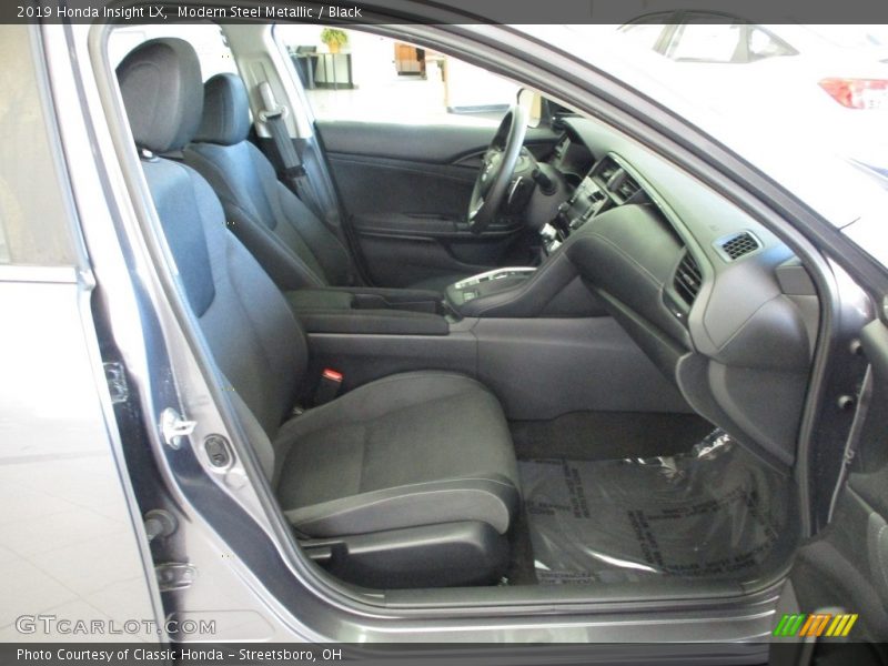 Modern Steel Metallic / Black 2019 Honda Insight LX