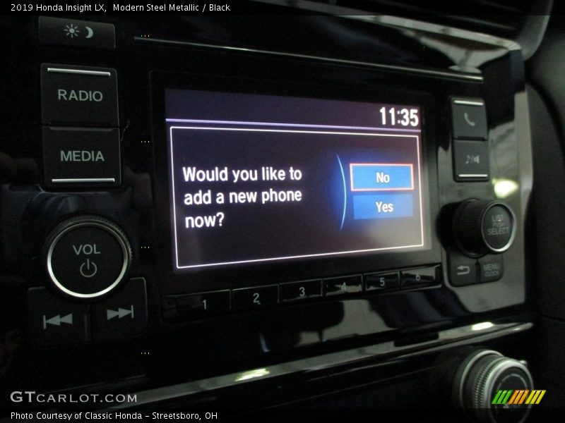 Modern Steel Metallic / Black 2019 Honda Insight LX