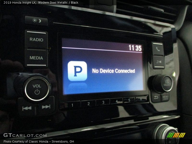 Modern Steel Metallic / Black 2019 Honda Insight LX