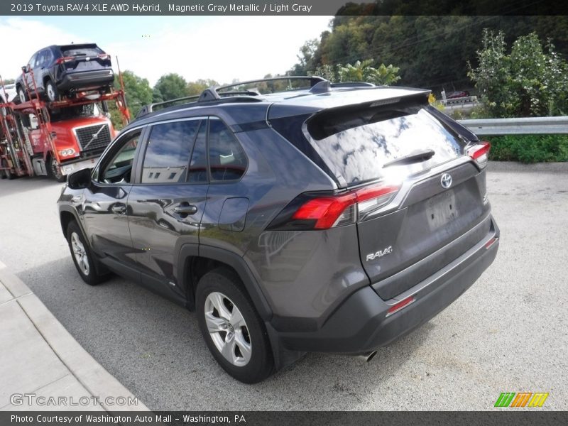Magnetic Gray Metallic / Light Gray 2019 Toyota RAV4 XLE AWD Hybrid