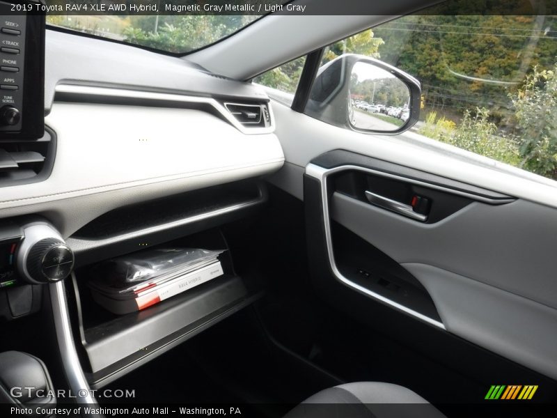 Magnetic Gray Metallic / Light Gray 2019 Toyota RAV4 XLE AWD Hybrid