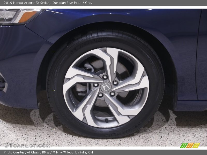 Obsidian Blue Pearl / Gray 2019 Honda Accord EX Sedan