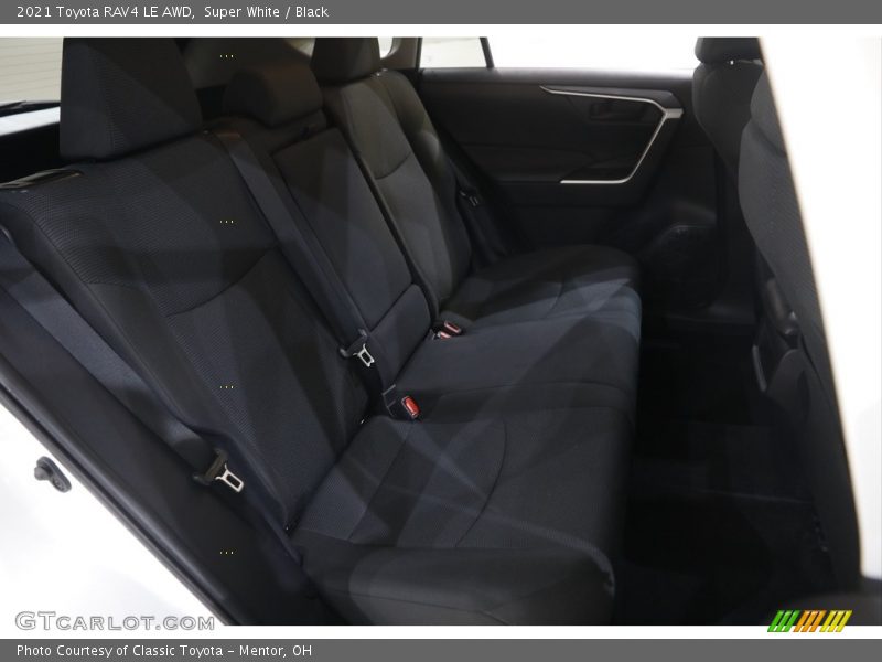 Super White / Black 2021 Toyota RAV4 LE AWD