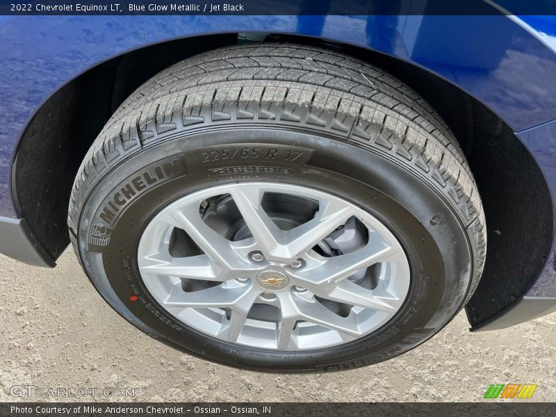 Blue Glow Metallic / Jet Black 2022 Chevrolet Equinox LT