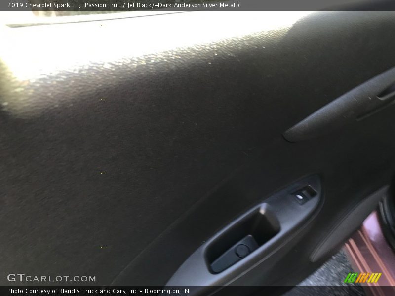 Passion Fruit / Jet Black/­Dark Anderson Silver Metallic 2019 Chevrolet Spark LT