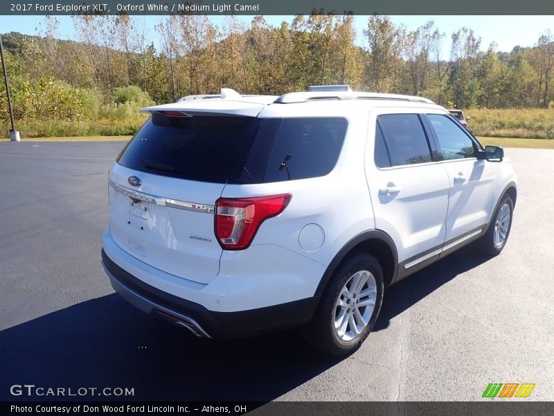 Oxford White / Medium Light Camel 2017 Ford Explorer XLT