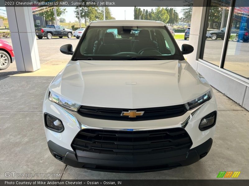 Summit White / Jet Black 2023 Chevrolet TrailBlazer LS AWD