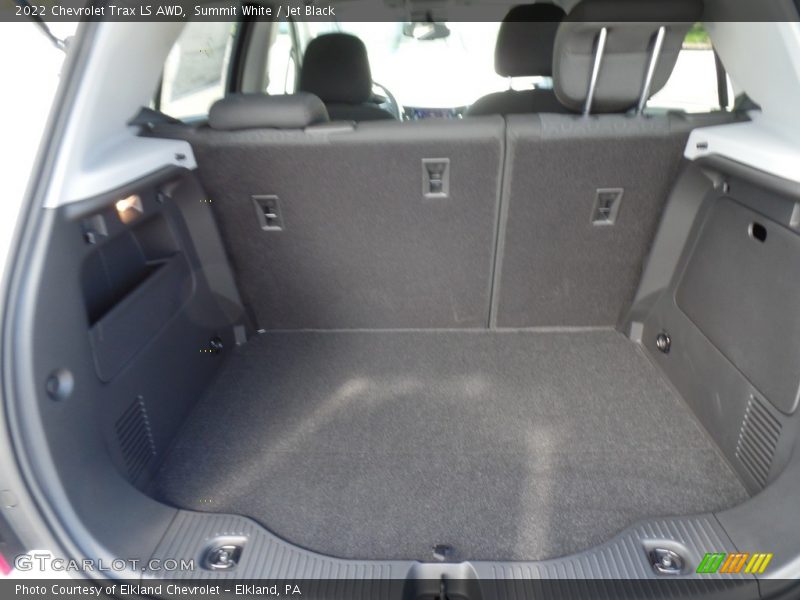 Summit White / Jet Black 2022 Chevrolet Trax LS AWD