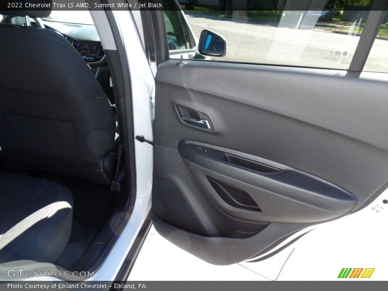 Summit White / Jet Black 2022 Chevrolet Trax LS AWD