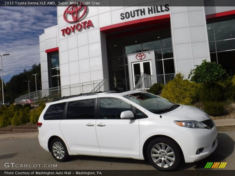 Super White / Light Gray 2013 Toyota Sienna XLE AWD