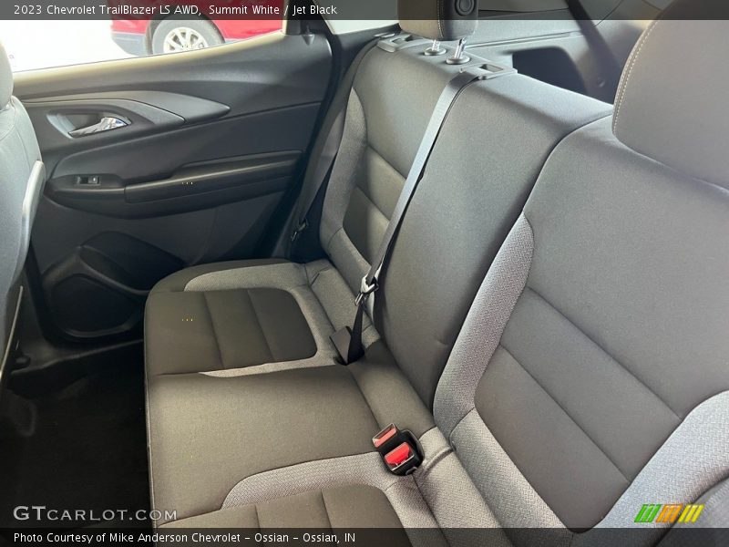 Summit White / Jet Black 2023 Chevrolet TrailBlazer LS AWD