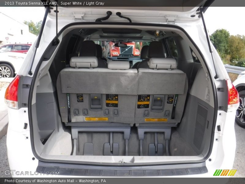 Super White / Light Gray 2013 Toyota Sienna XLE AWD