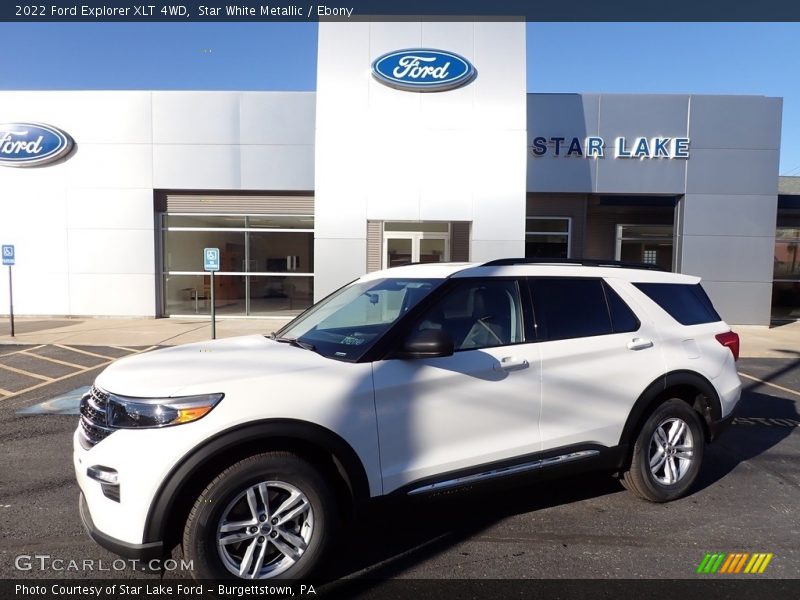 Star White Metallic / Ebony 2022 Ford Explorer XLT 4WD