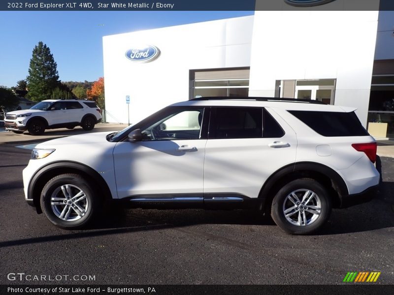 Star White Metallic / Ebony 2022 Ford Explorer XLT 4WD