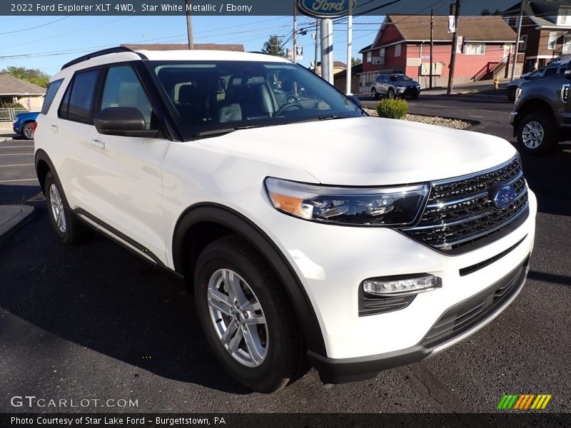 Star White Metallic / Ebony 2022 Ford Explorer XLT 4WD