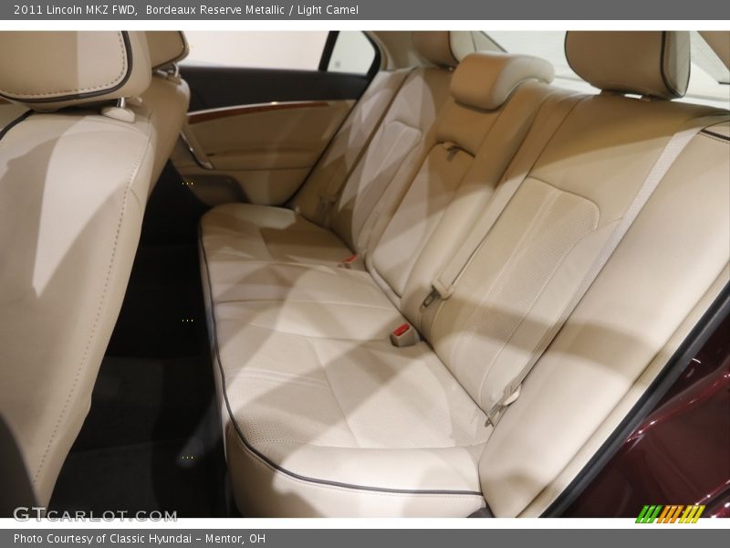 Bordeaux Reserve Metallic / Light Camel 2011 Lincoln MKZ FWD