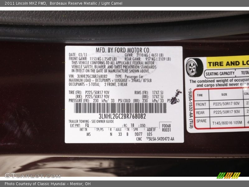 Bordeaux Reserve Metallic / Light Camel 2011 Lincoln MKZ FWD