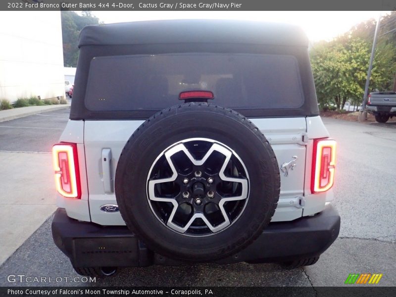 Cactus Gray / Space Gray/Navy Pier 2022 Ford Bronco Outer Banks 4x4 4-Door