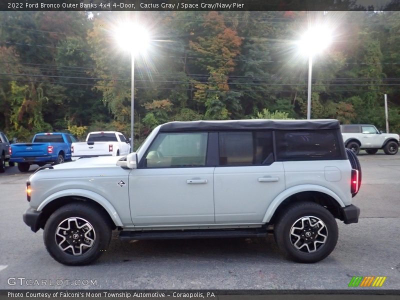  2022 Bronco Outer Banks 4x4 4-Door Cactus Gray