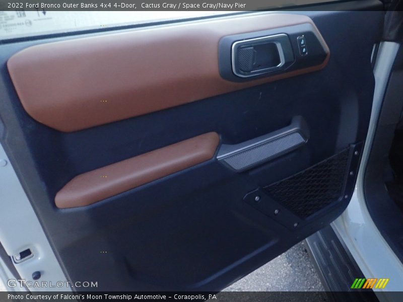 Door Panel of 2022 Bronco Outer Banks 4x4 4-Door