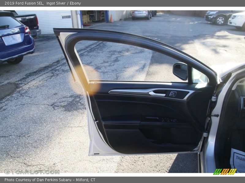 Ingot Silver / Ebony 2019 Ford Fusion SEL