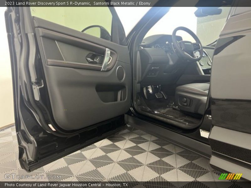 Santorini Black Metallic / Ebony 2023 Land Rover Discovery Sport S R-Dynamic
