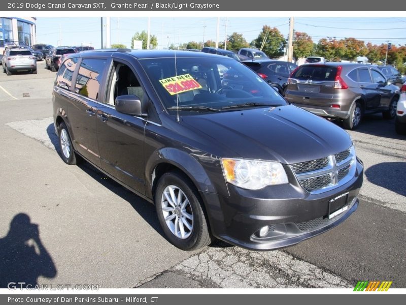 Granite Pearl / Black/Light Graystone 2019 Dodge Grand Caravan SXT