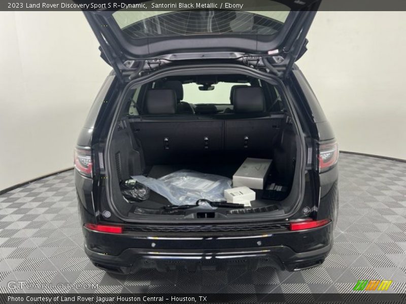 Santorini Black Metallic / Ebony 2023 Land Rover Discovery Sport S R-Dynamic