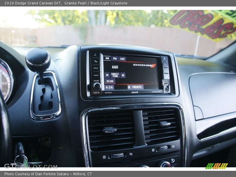 Granite Pearl / Black/Light Graystone 2019 Dodge Grand Caravan SXT