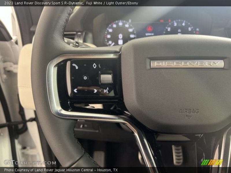 Fuji White / Light Oyster/Ebony 2023 Land Rover Discovery Sport S R-Dynamic