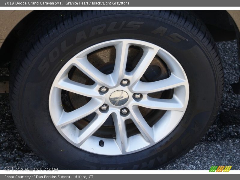 Granite Pearl / Black/Light Graystone 2019 Dodge Grand Caravan SXT